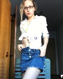 Perfect blonde with glasses shows her beautiful pussy