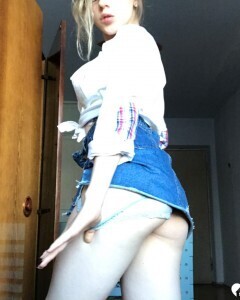 Perfect blonde with glasses shows her beautiful pussy