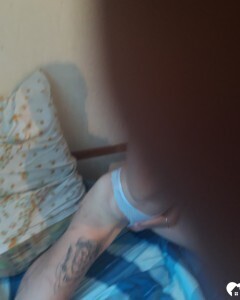 Skinny tattooed beauty wants some camera attention