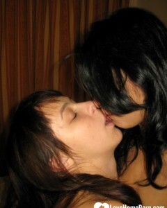 Stunning lesbian beauties try out some 69