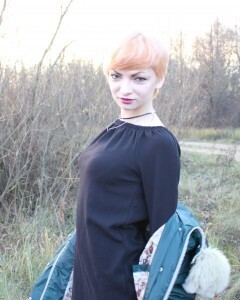 My girlfriend in stockings teases during a picnic