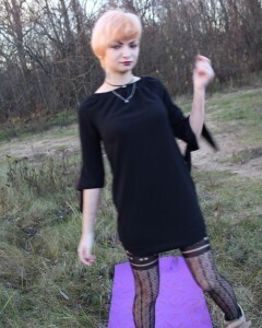 My girlfriend in stockings teases during a picnic