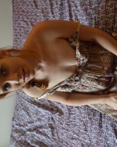 Wet pussy cries for a good dildo