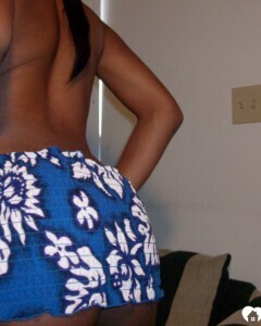 Ebony beauty strips off her fishnet shirt