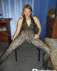 Kinky girlfriend in pantyhose fools around the apartment
