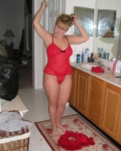 Hot juicy amateur milf