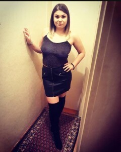 girls who smell like hair