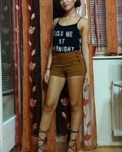 girls who smell like hair