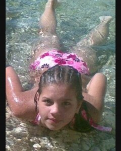 girls who smell like hair