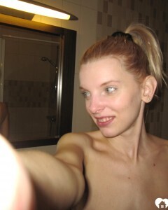 Exposing my ex-girlfriend's naked selfies for you