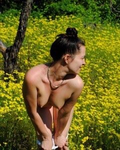 My girlfriend loves to be naked while outdoors