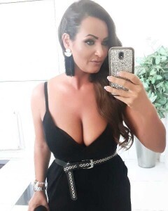 Andjelka - Amateur MILF - Hot Neighbors