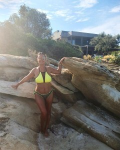 Andjelka - Amateur MILF - Hot Neighbors