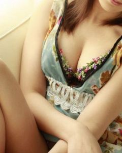 Asian girl Ryo Akanishi