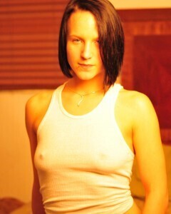 Hot amateur girlfriend receives oral before the shafting