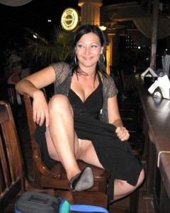 Drunk mom voyeuristic amateur photos