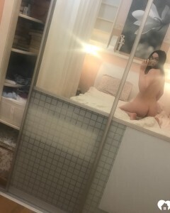 I love how I look in this mirror