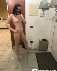 I love how I look in this mirror