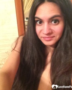 Serbian hottie shows a closeup of her cunt