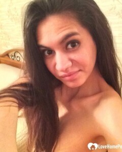 Serbian hottie shows a closeup of her cunt