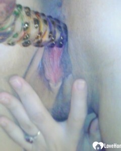 Moist vagina gets a nice close up