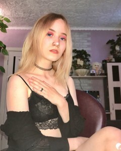 My cute stepsister took these for her boyfriend