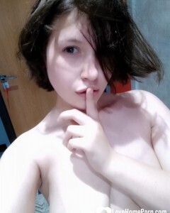 Petite hottie loves teasing with her booty