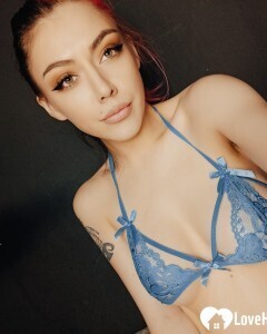 Big tits and some sex toy fun