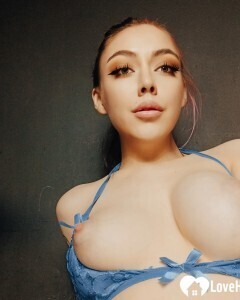 Big tits and some sex toy fun