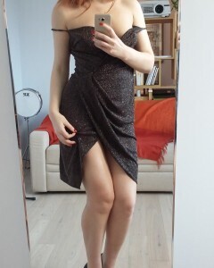 I just love taking nudes in the mirrors