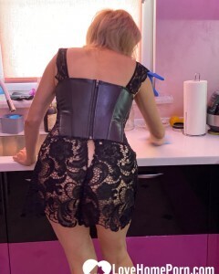 MILF next door seduces me with her tits