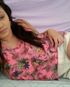 Woman with luscious curves fucks herself hard