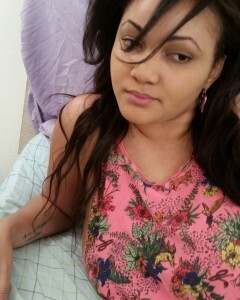 Woman with luscious curves fucks herself hard