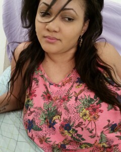 Woman with luscious curves fucks herself hard