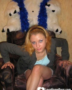 Hot girlfriend takes her clothes off on camera