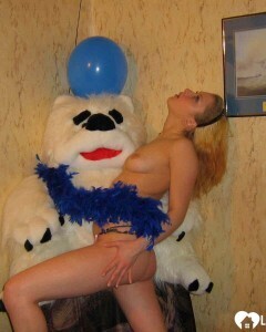 Hot girlfriend takes her clothes off on camera