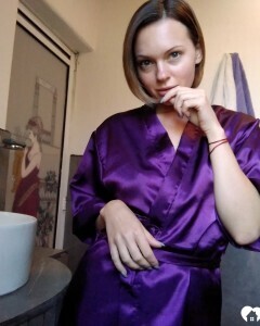 Fooling around in my bathroom with a camera