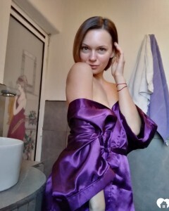 Fooling around in my bathroom with a camera